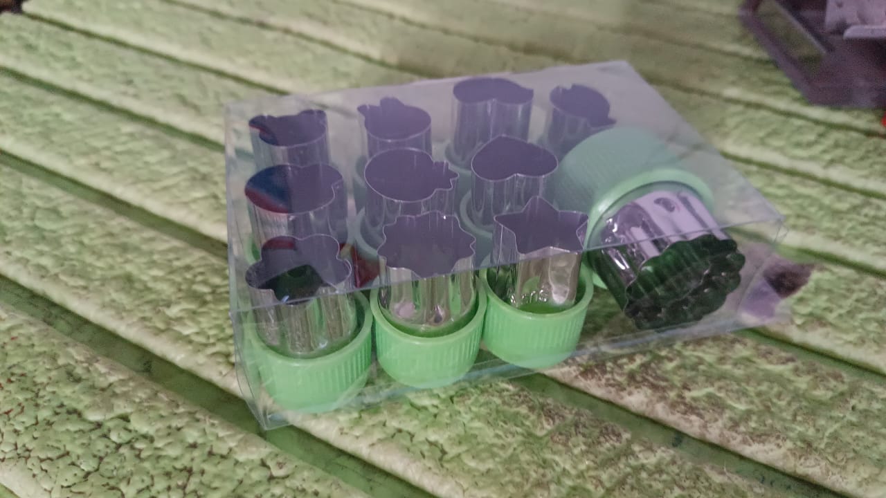 Stainless Steel Cookie Cutter Shapes Set, Baking Cooking Food Decoration (12 Pcs Set) - Springkart