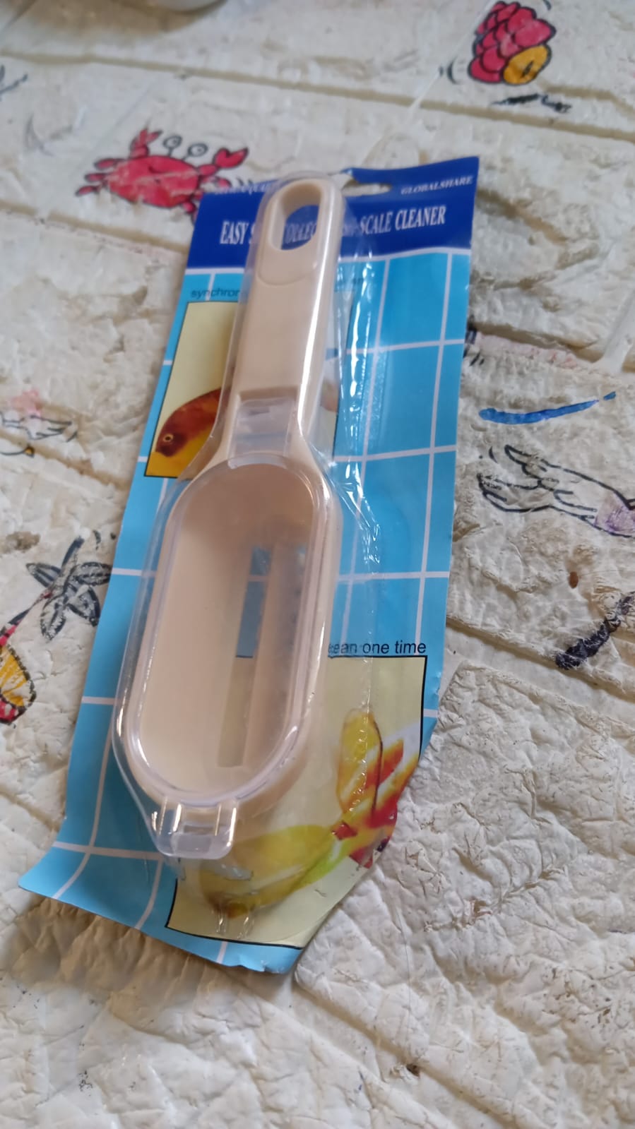 Effortless Fish Cleaning: Scraper, Grater & Brush in One (1 Pc) - Springkart