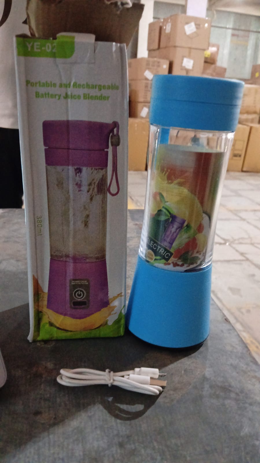 Portable Electric USB Juice Maker Juicer Bottle Blender, Grinder Mixer, 4 Blades Rechargeable Bottle (380 ML / Mix Color) - Springkart
