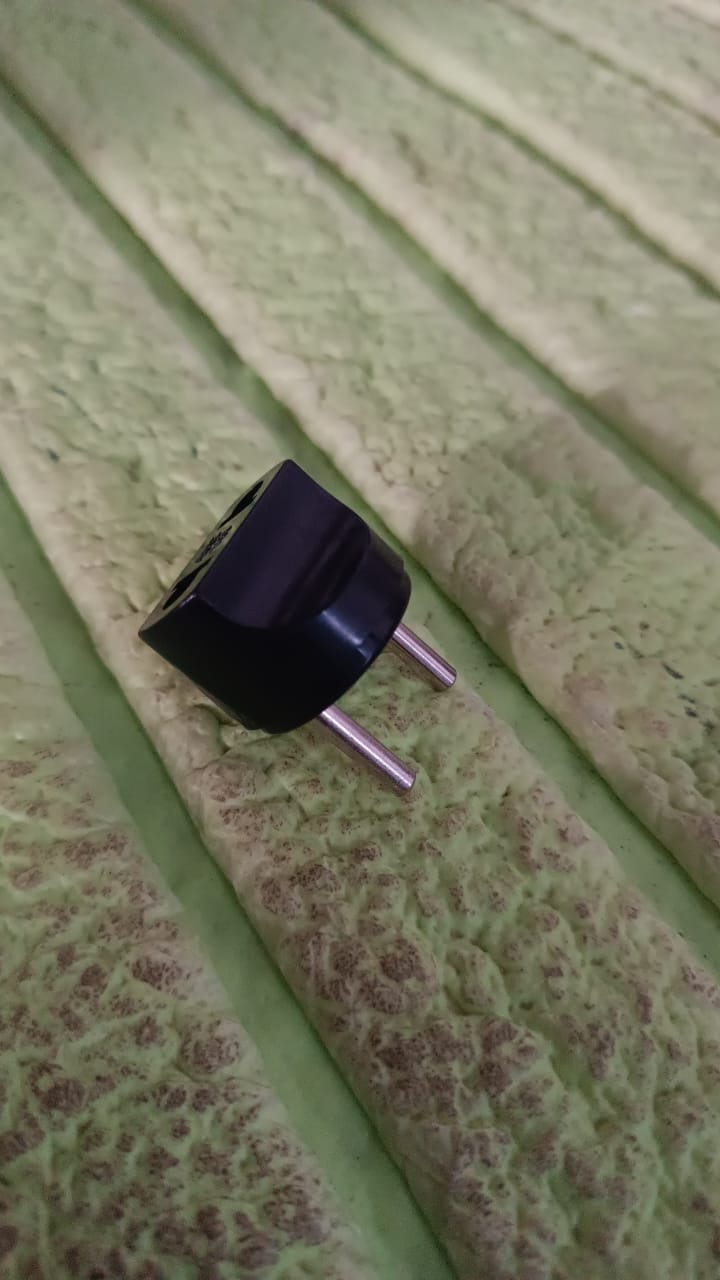 2 PIN Plug Converter, Plug Adapter (1 Pc ) - Springkart