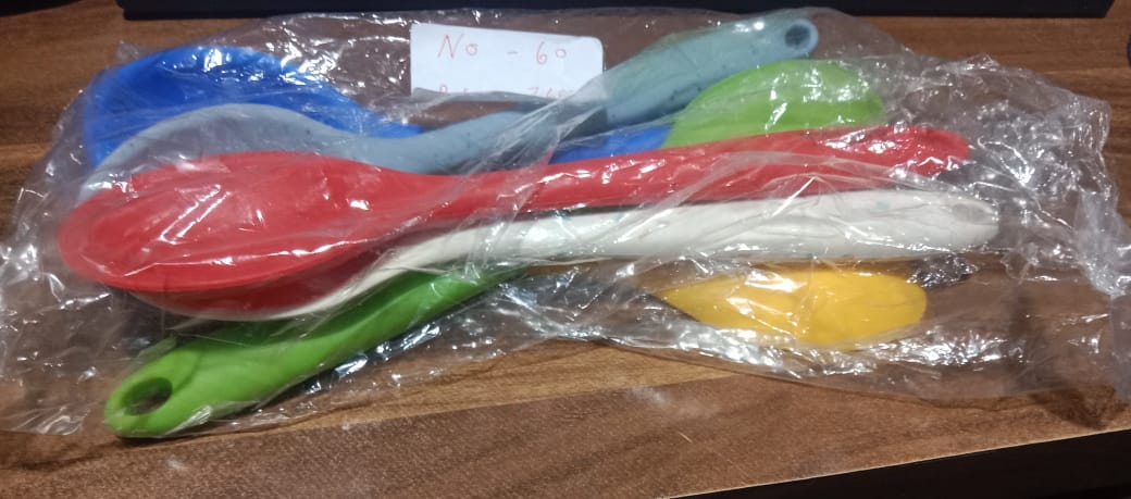 Multipurpose Silicone Spoon, Silicone Basting Spoon Non-Stick Kitchen Utensils Household Heat-Resistant Non Stick Spoons Kitchen Cookware Items For Cooking and Baking (6 Pcs Set) - Springkart