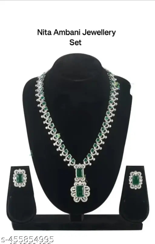 Elite Graceful Women Necklaces & Chains - Springkart