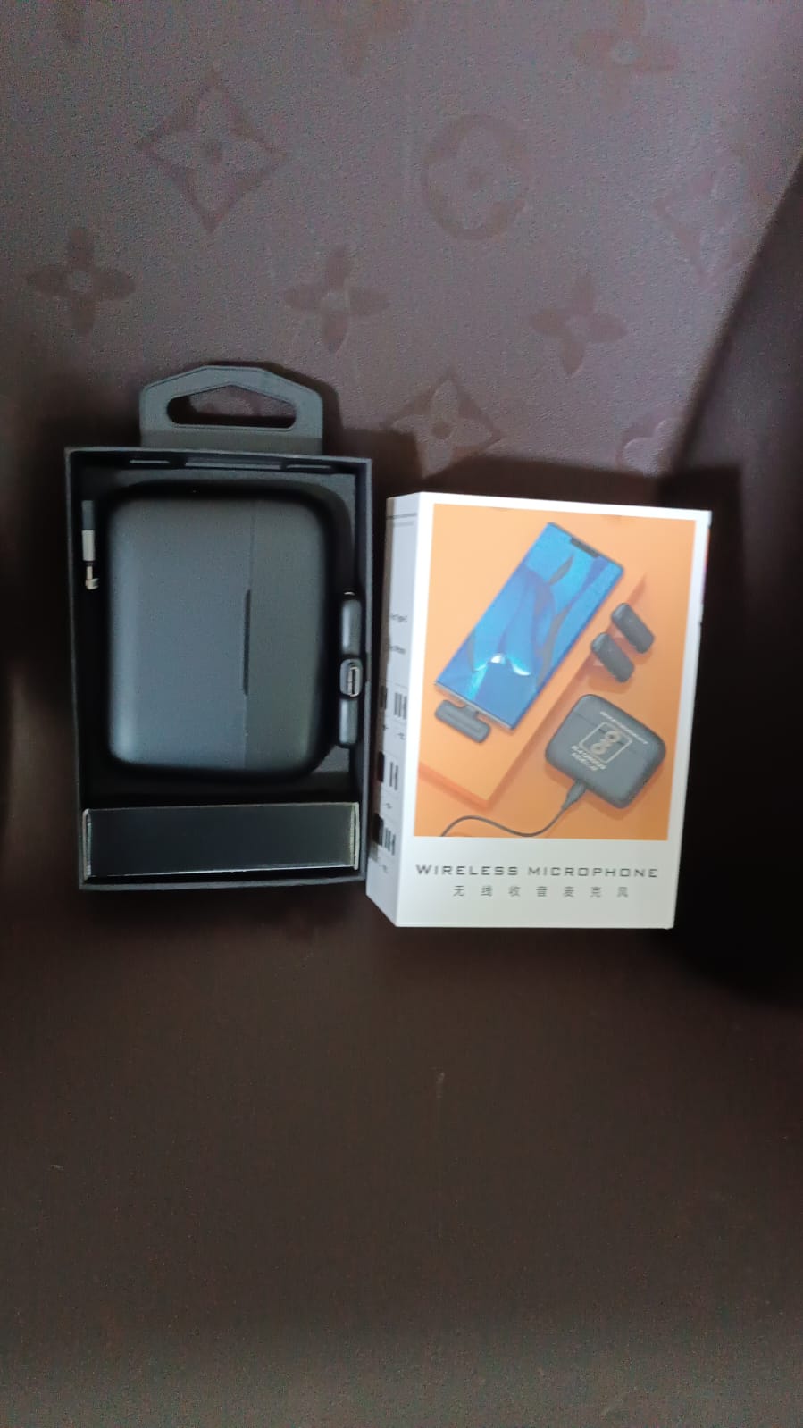 Wireless Microphones Collar Mic For All Smart Phone Type-c (1 Set) - Springkart