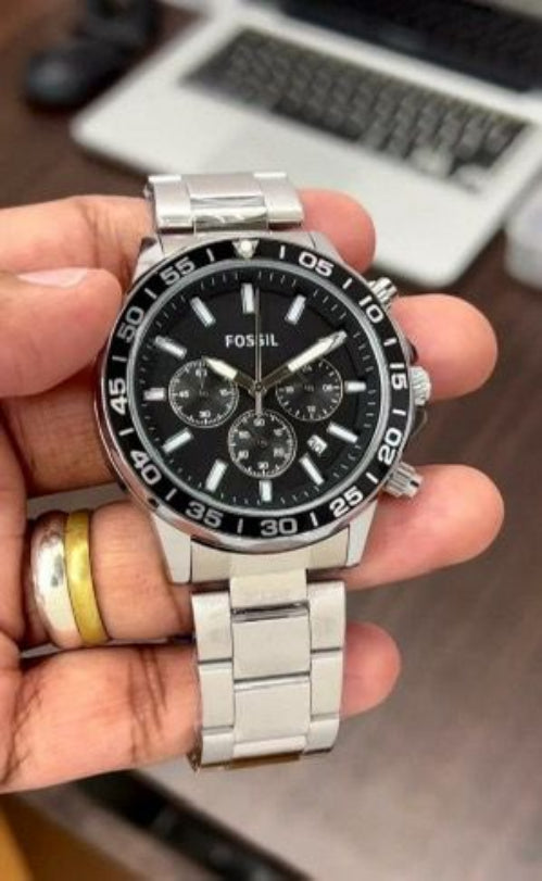 Fossil black satin dial, chronograph movement and full black metal strap