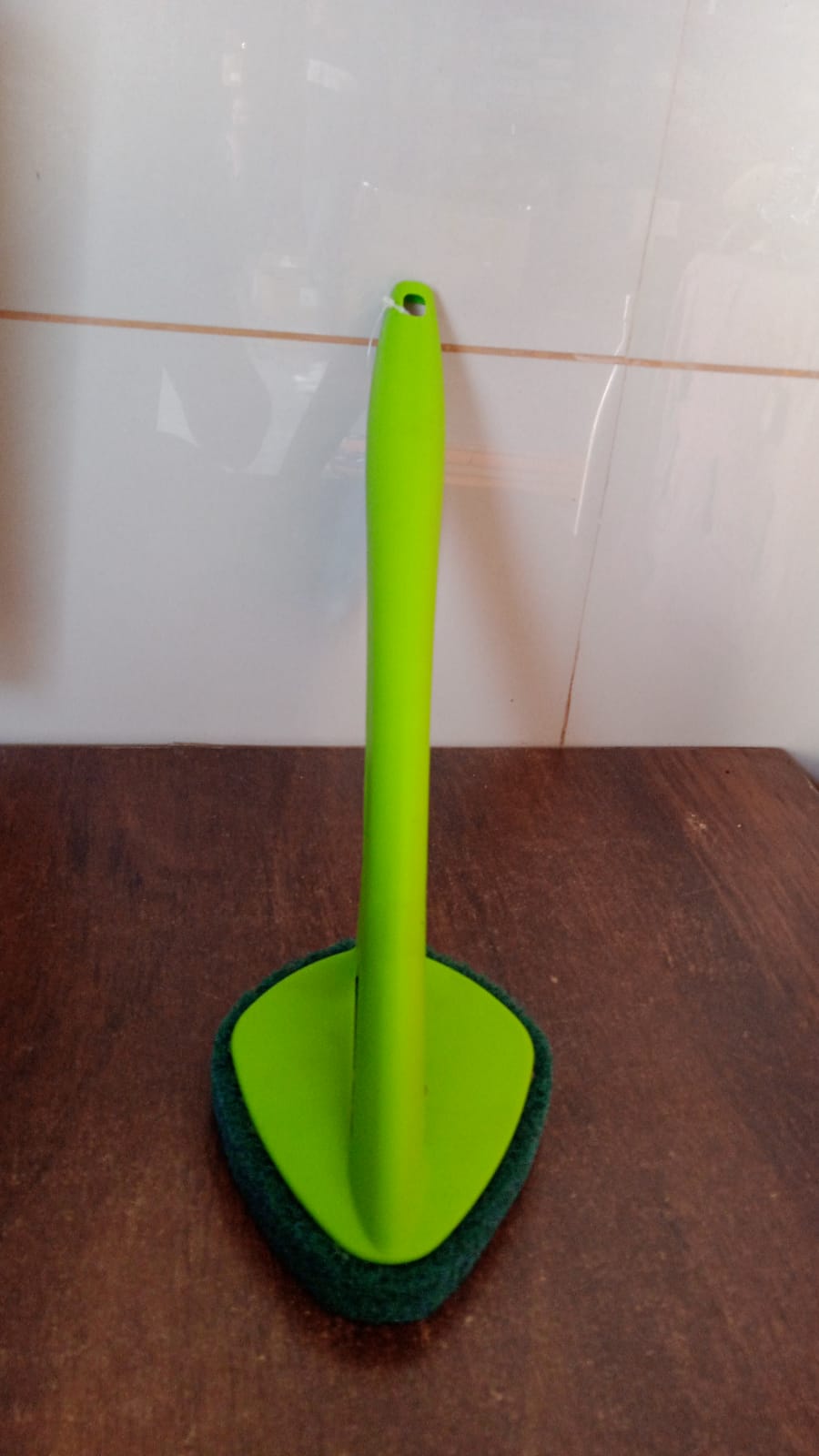 Scrubber Hockey With Long Handle (1 Pc) - Springkart