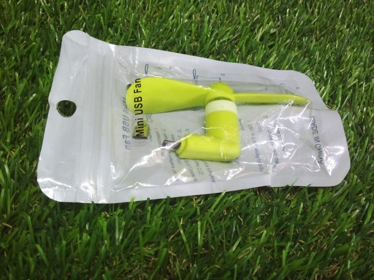 mini USB fan For Having cool air instantly, anywhere and anytime purposes (Micro Port) - Springkart