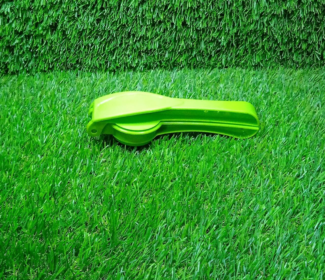 Plastic Lemon Squeezer Cum Opener 2 in 1 Lemon Squeezer - Springkart