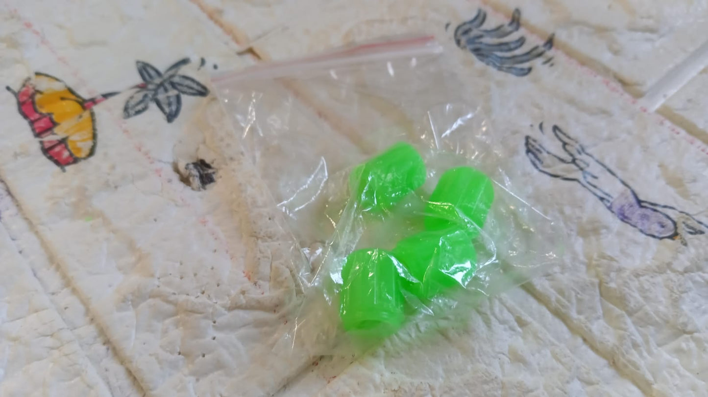 Tyre Valve Caps Luminous Glow Car Tire Air Stem Valve Cap Covers vaal cap ( 4 Pcs Mix Colour) - Springkart