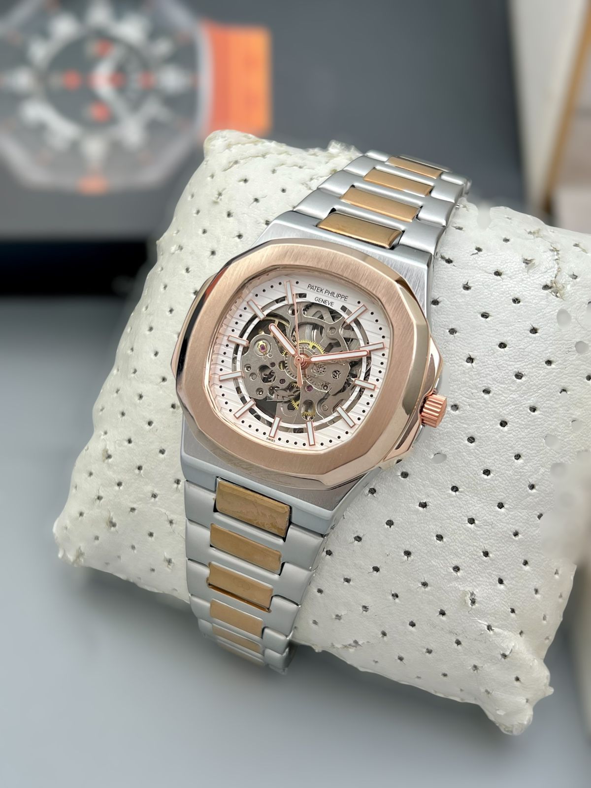 Patek Phillipe Hot Sellingš„š„Men's Watch (White Dial )