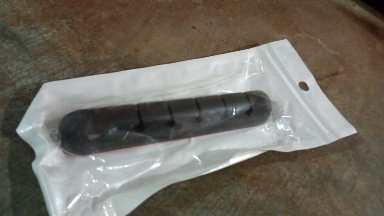 5 Slot Cable Clips - Silicone Adhesive Cord Management Organizer (1 Pc / 5 Slot) - Springkart