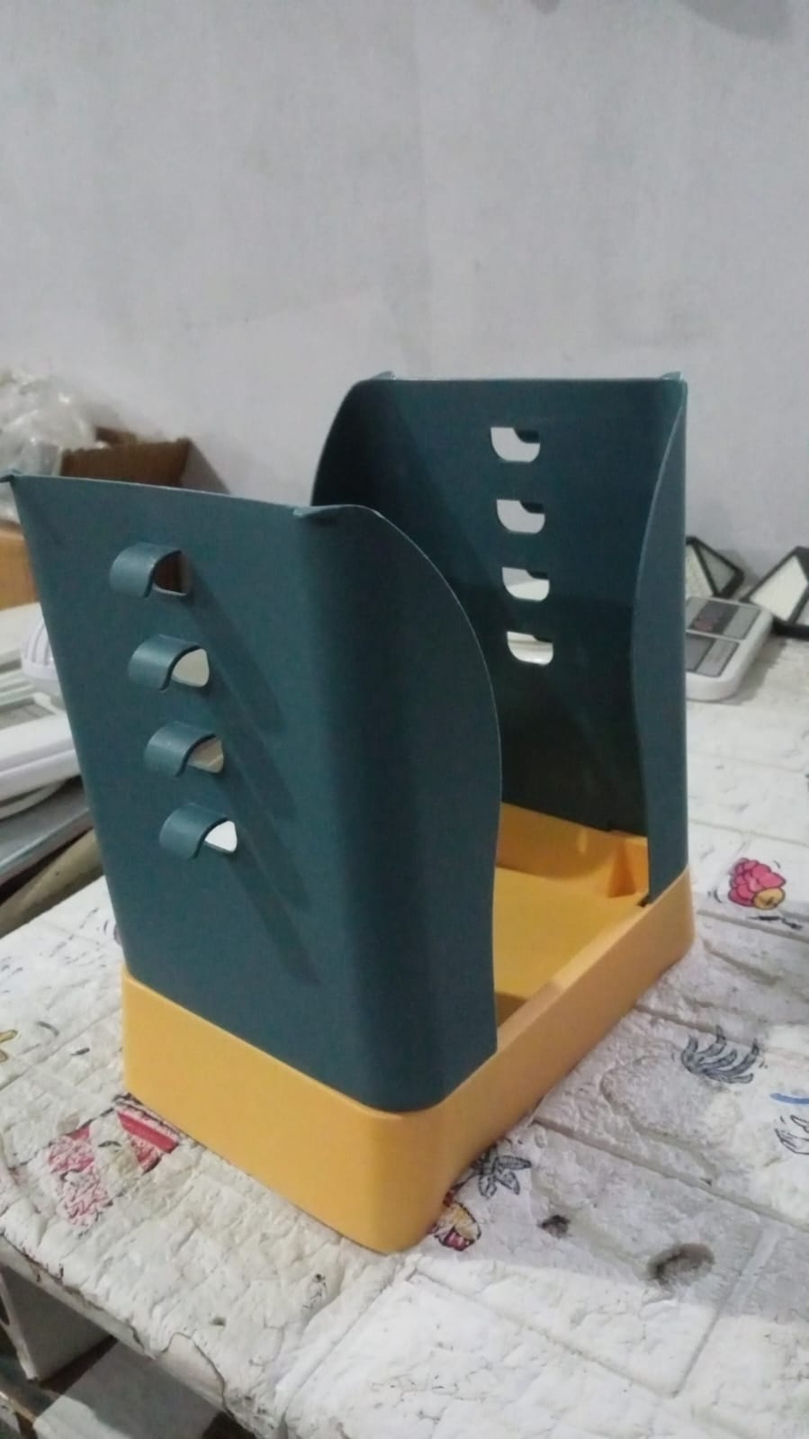 Expandable Trash Can (1 Pc): Plastic, Large Capacity, Kitchen & Bathroom - Springkart