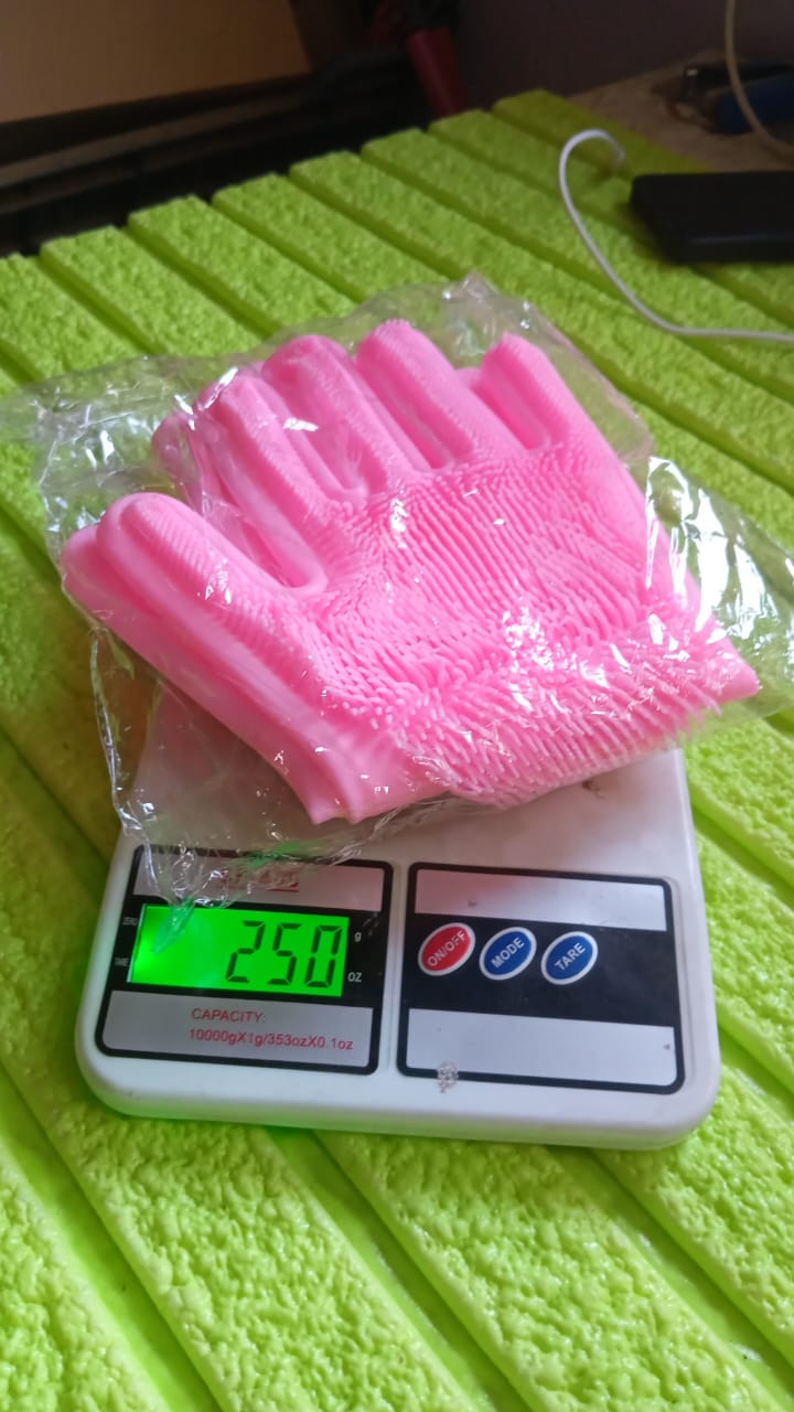 Dishwashing Gloves with Scrubber| Silicone Cleaning Reusable Scrub Gloves for Wash Dish Kitchen| Bathroom| Pet Grooming Wet and Dry Glove (1 Pair, 250 Gm) - Springkart