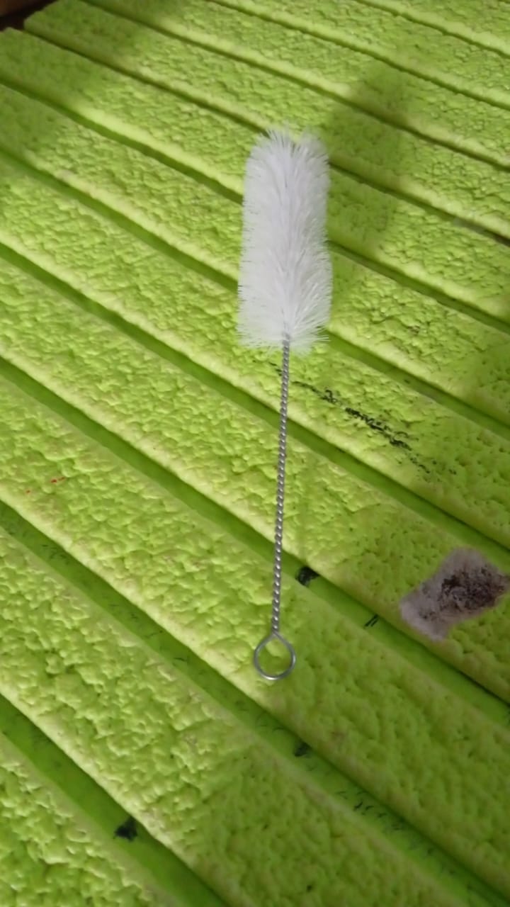 Safe Cleaning Brush Drinking Straw Cleaning Brush Bottle Cleaner Brush (1 Pc / 25 CM) - Springkart