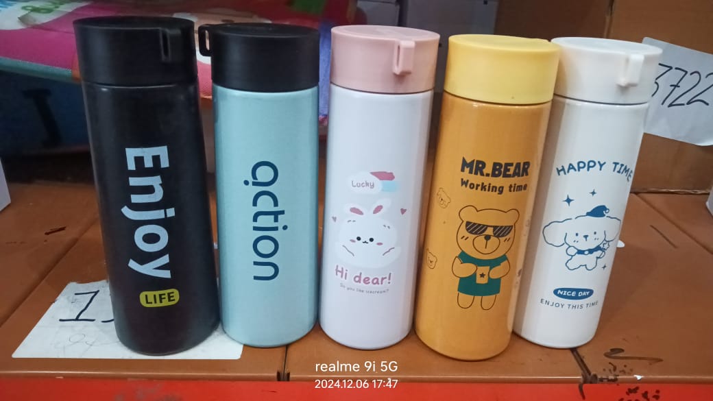 Vacuum Insulated Stainless Steel, Double walled (500 ML Approx / Mix Color & Design) - Springkart