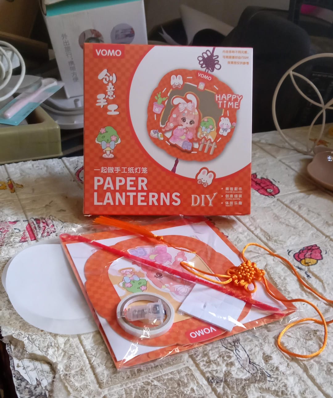 DIY Traditional Lanterns Handmade Cartoon Paper Lanterns, Antique Portable Lantern Hollow-Out Projection Luminescent LED Lamp DIY Hanging Paper Lanterns for Festival Party Decor - Springkart
