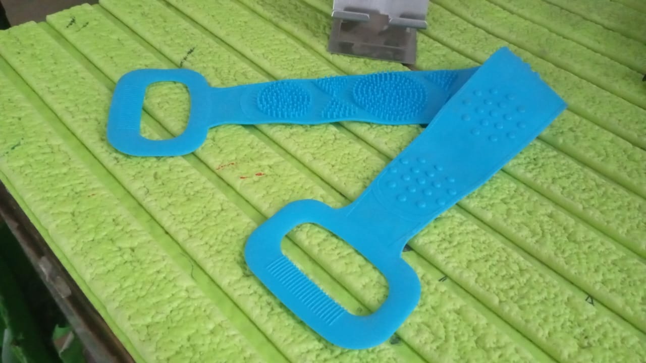 Silicone Body Back Scrubber Double Side Bathing Brush for Skin Deep Cleaning Massage, Dead Skin Removal (77 Gm | Small Size / 1pc) - Springkart