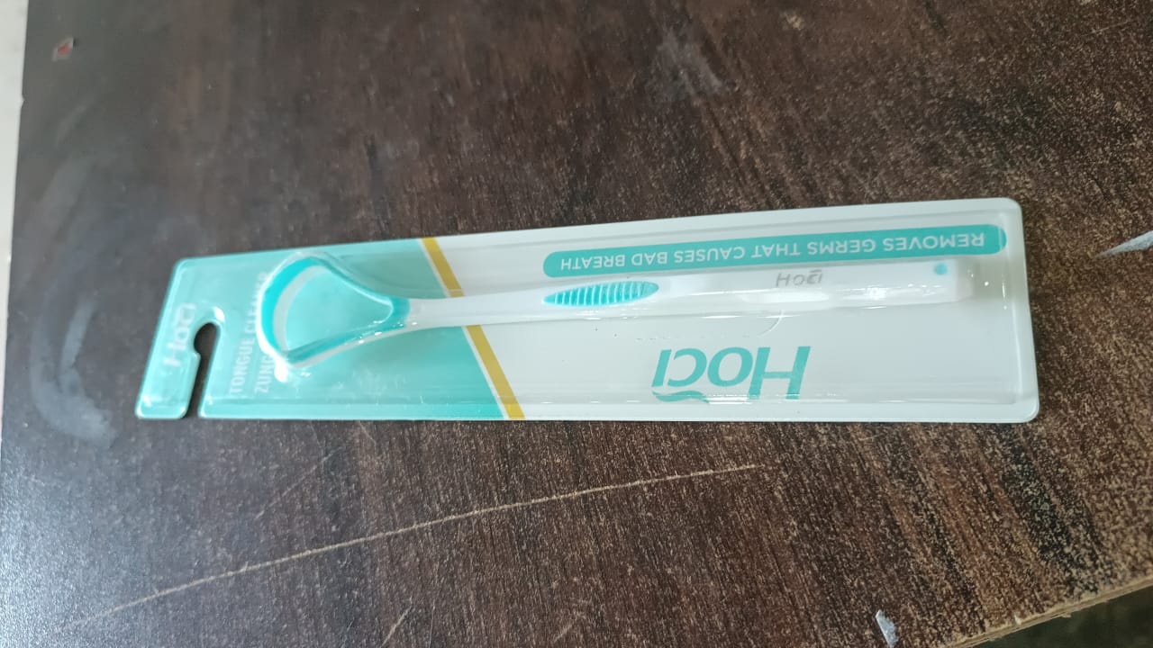 Tongue Cleaner Oral Tongue Cleaner Brush Scraper (1 Pc) - Springkart