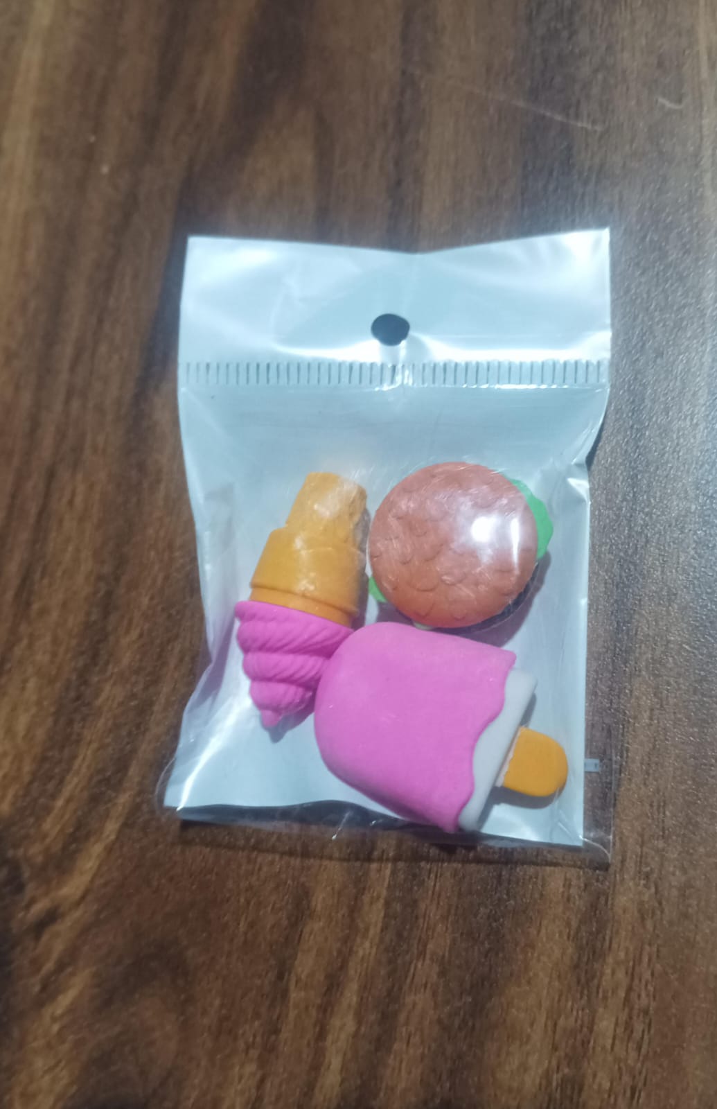 Mix Design Fancy & Stylish Colorful Erasers (1 Set / 3 Pc Set) - Springkart