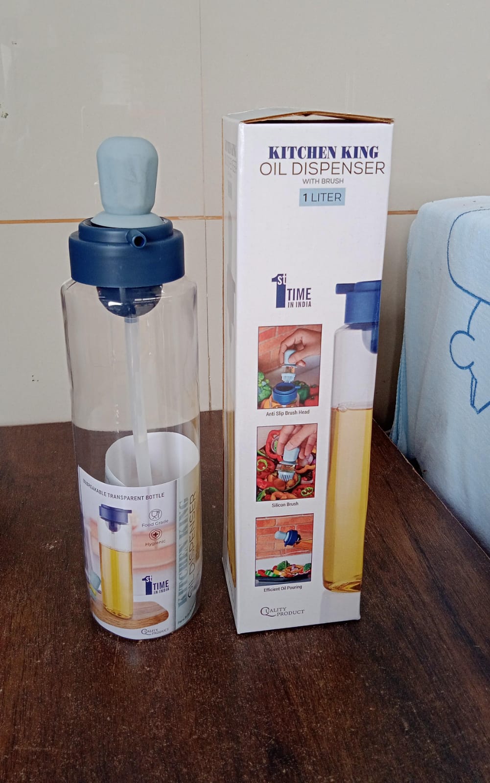 2 in 1 Transparent oilar dispenser with Silicone Oil Dropper Nozzle (1 Pc / With Brush / 1 Ltr.) - Springkart