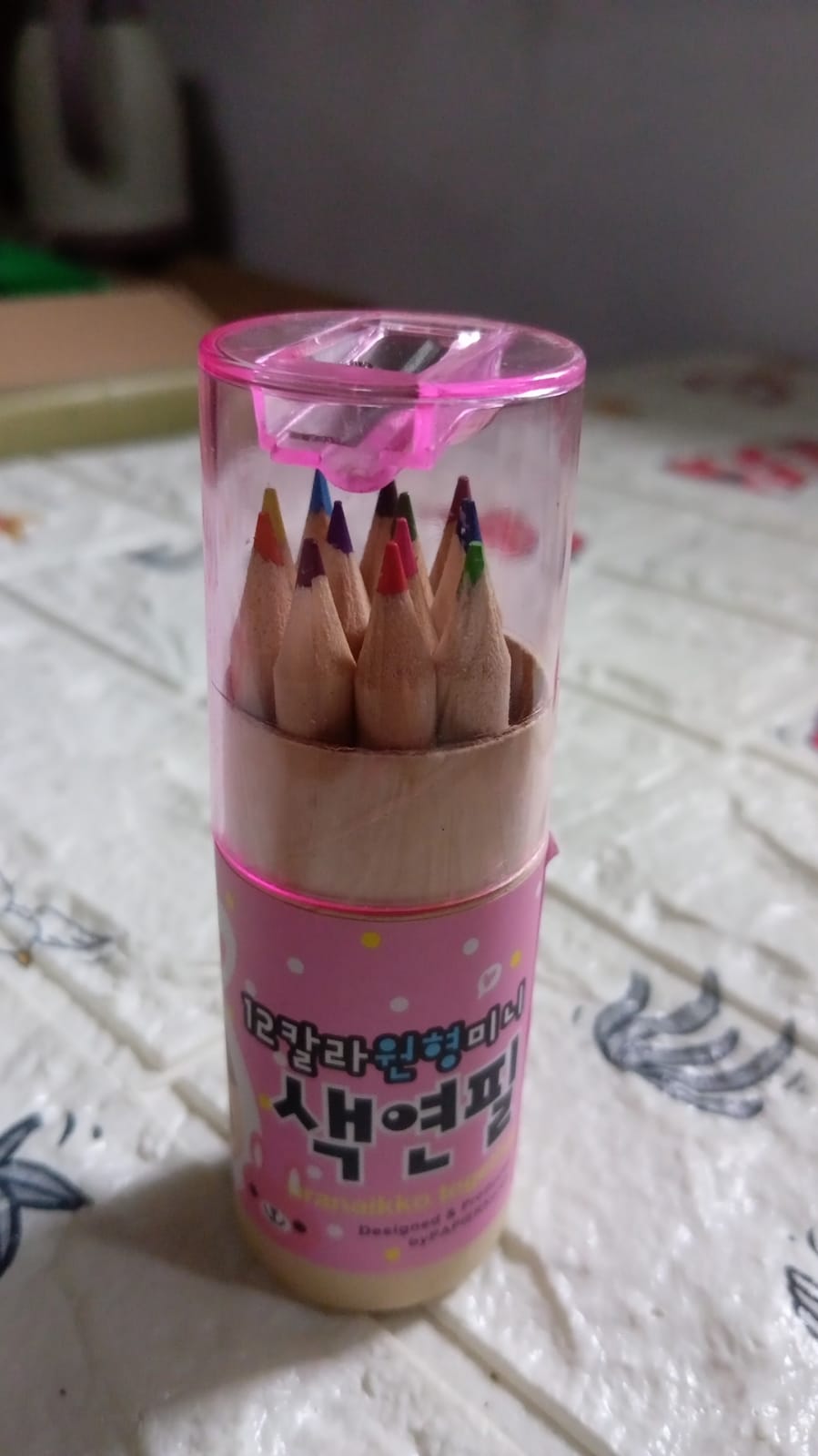 12 Colouring Pencils Kids Set, Pencils Sharpener, Mini Drawing Colored Pencils with Sharpener, Kawaii Manual Pencil Cutter, Coloring Pencil Accessory School Supplies for Kid Artists Writing Sketching - Springkart