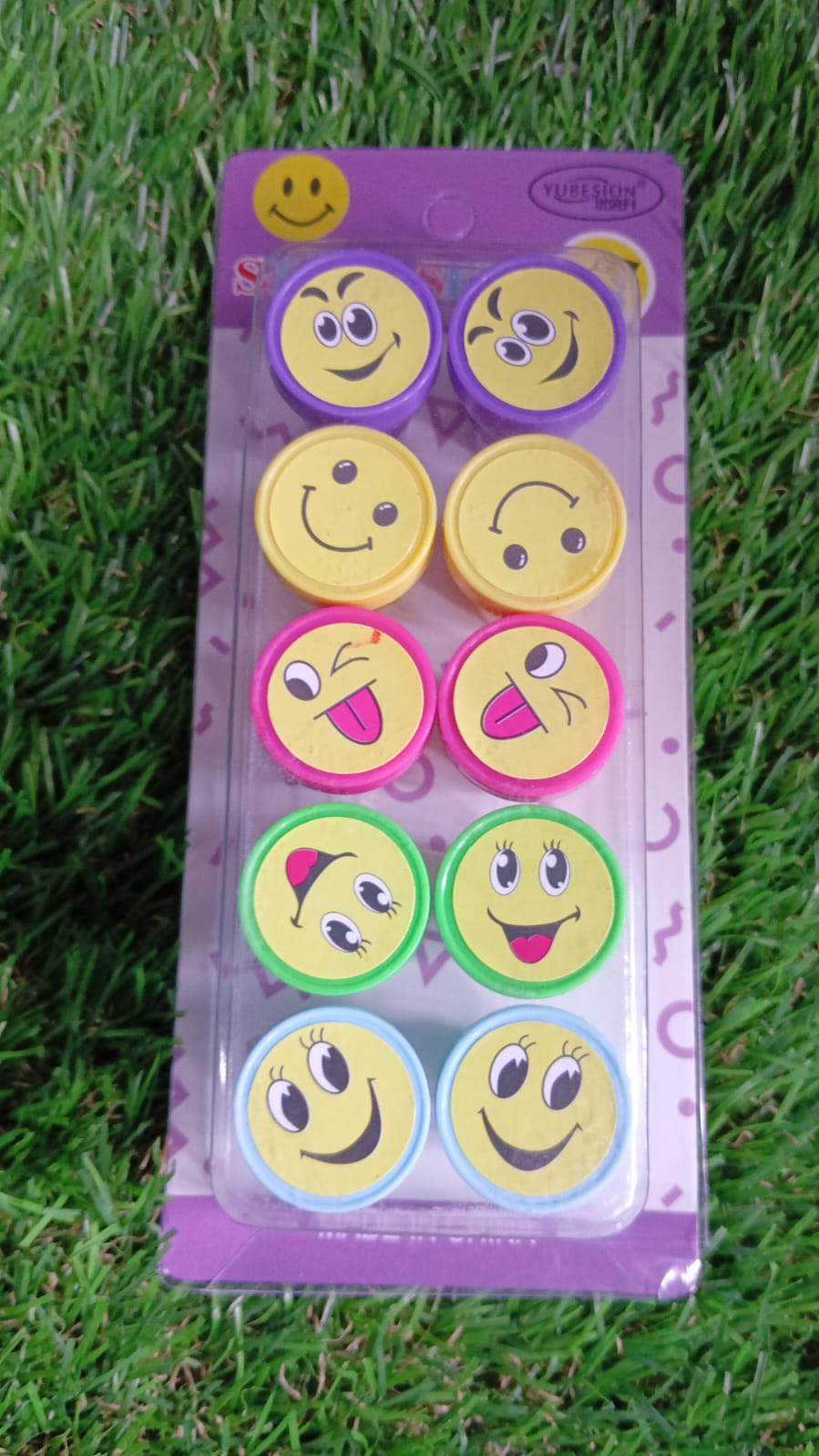 Emoticon Stamps 10 pieces in Round Shape Stamp (Multicolor / 10 Pc) - Springkart