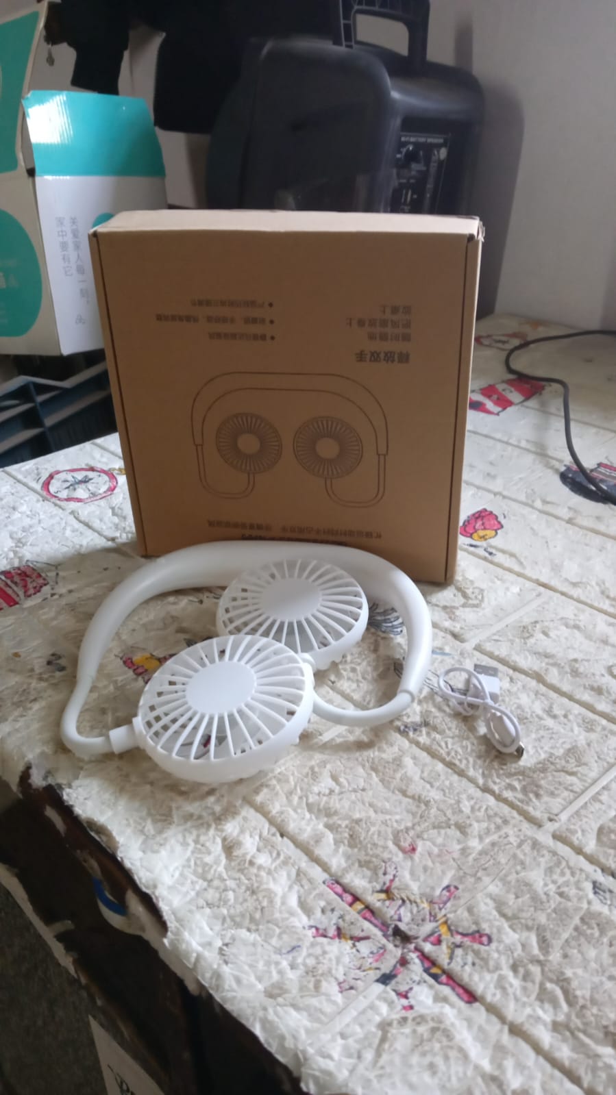 USB Rechargeable Wearable Neckband Fan - Springkart