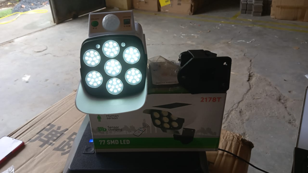 Solar Light Outdoor Motion Sensor Security Camera Shaped Dummy Wall Lamp (1 Pc) - Springkart