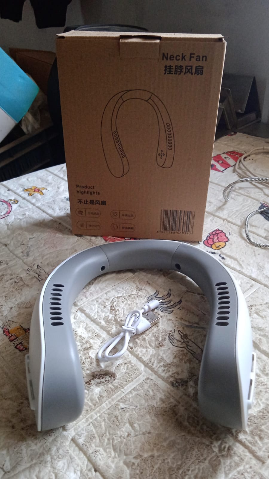 Neck Fan, Portable and Wearable Personal Fan, USB Rechargeable, Headphone Design, Neckband Fan with 3 Speeds, suitable for outdoor family sports travel - Springkart