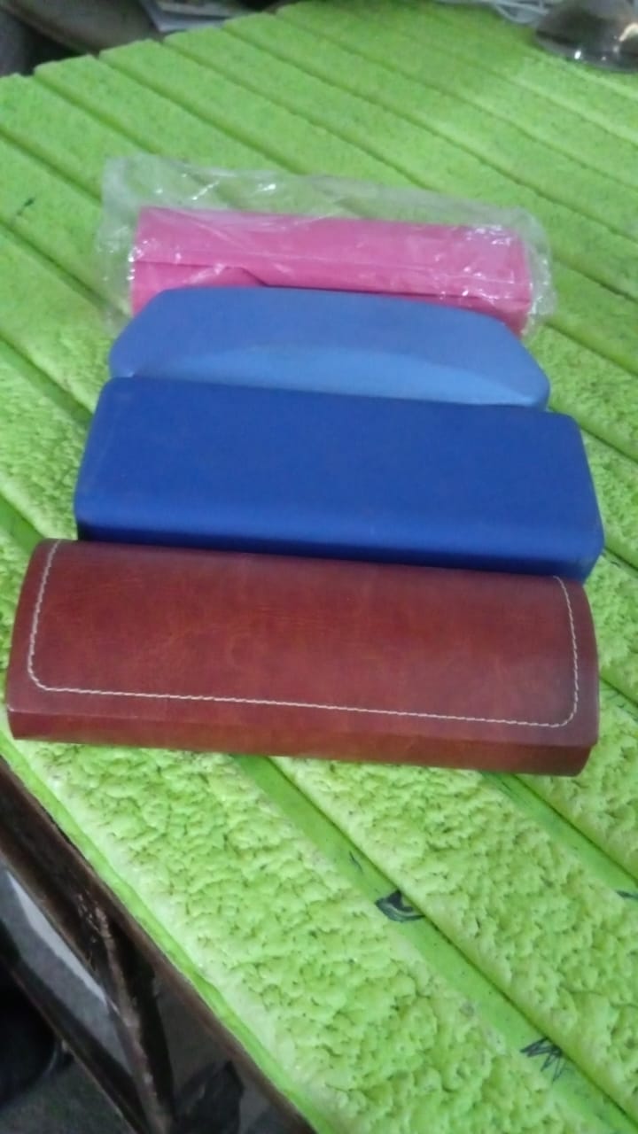Glasses Case Eyeglasses Holder Storage Box (1 Pc / Mix color & Design) - Springkart