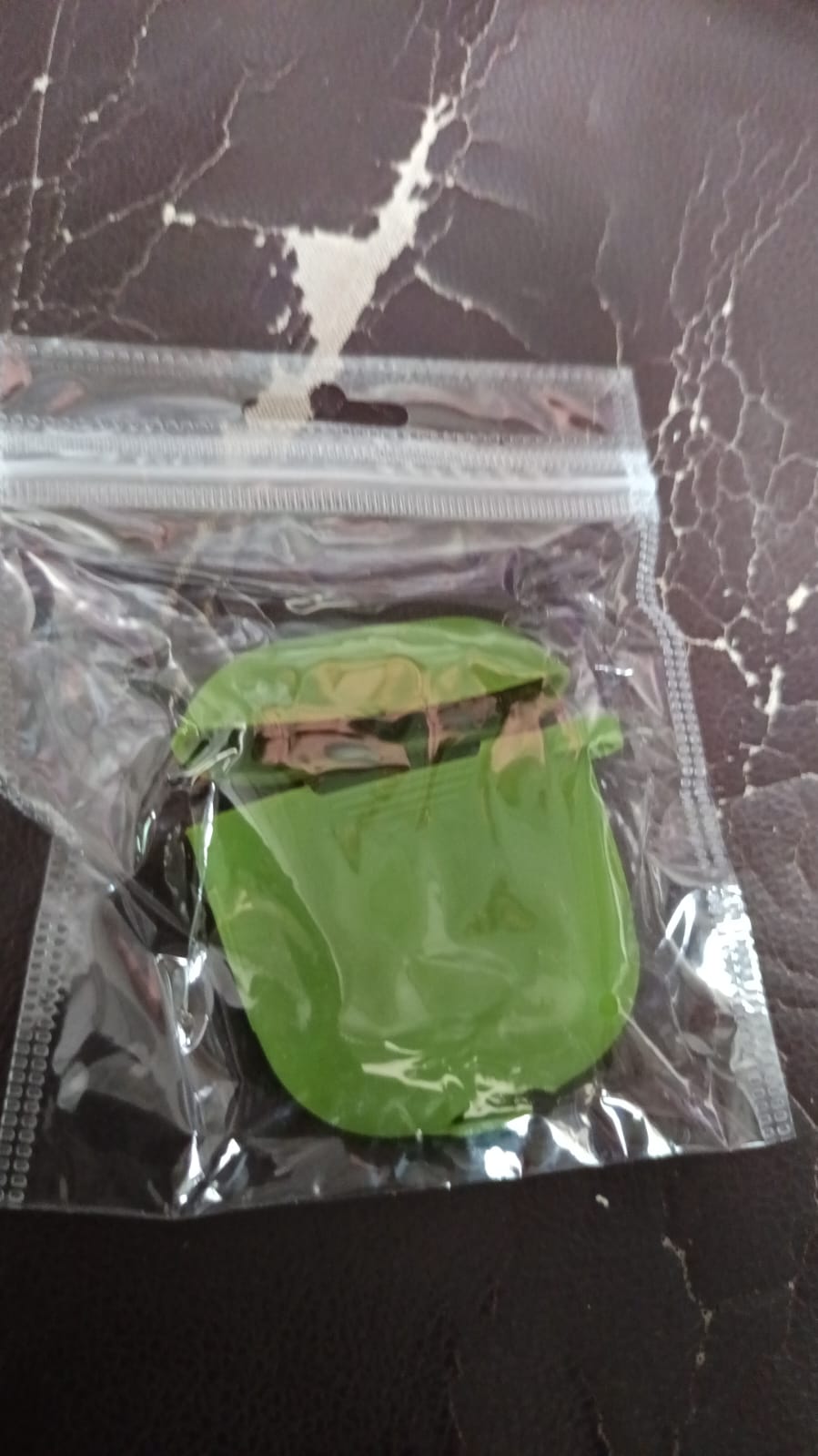 Silicone Shockproof Protection Wireless Headphones Carrying Box Cover with Metal Keychain - Springkart