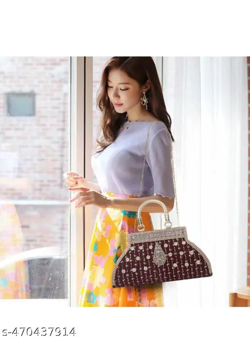 Stylish Fancy Designer Wedding Party Classy Trendy Gold Chain Strap Handcrafted Clutch For Women