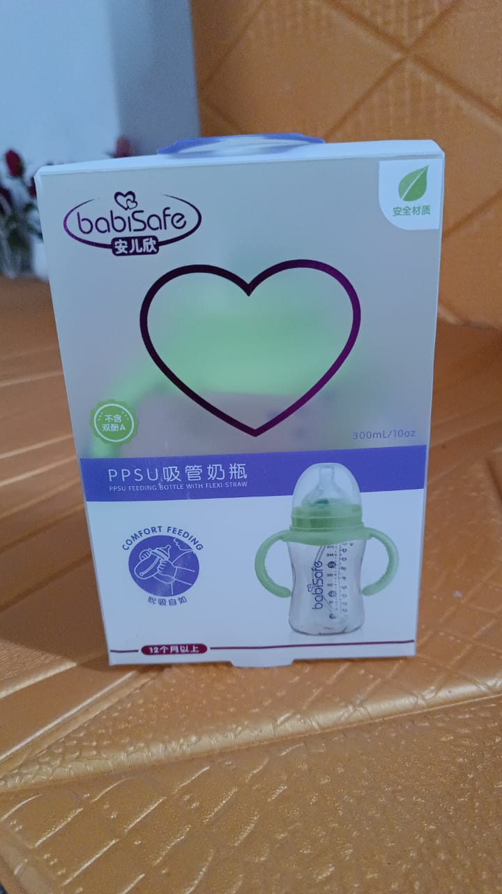 Plastic Baby Feeding Bottle With Handles Cleaning Brush Straw (300 Ml 1 Pc) - Springkart