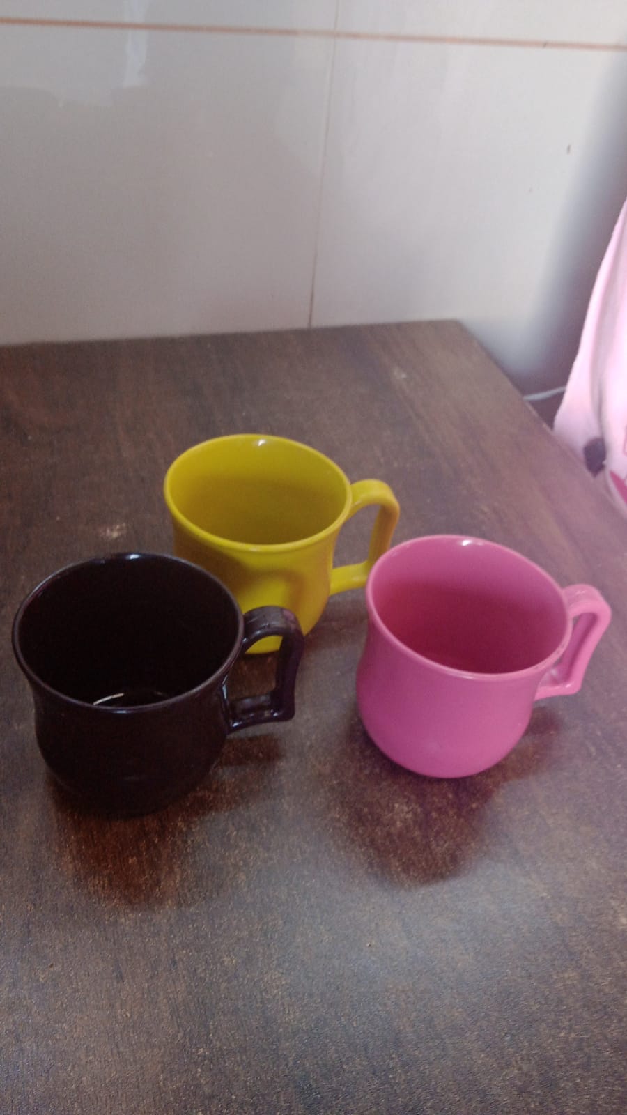 Premium Plastic Coffee Tea Cups Mug With Handle (1 Pc Loose Mix Color) - Springkart