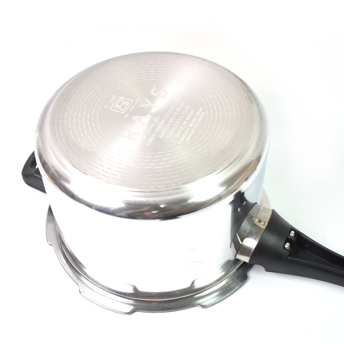 Aluminium Rays Aura Pressure Cookers With Outer Lid (5.5 Litres) - Springkart