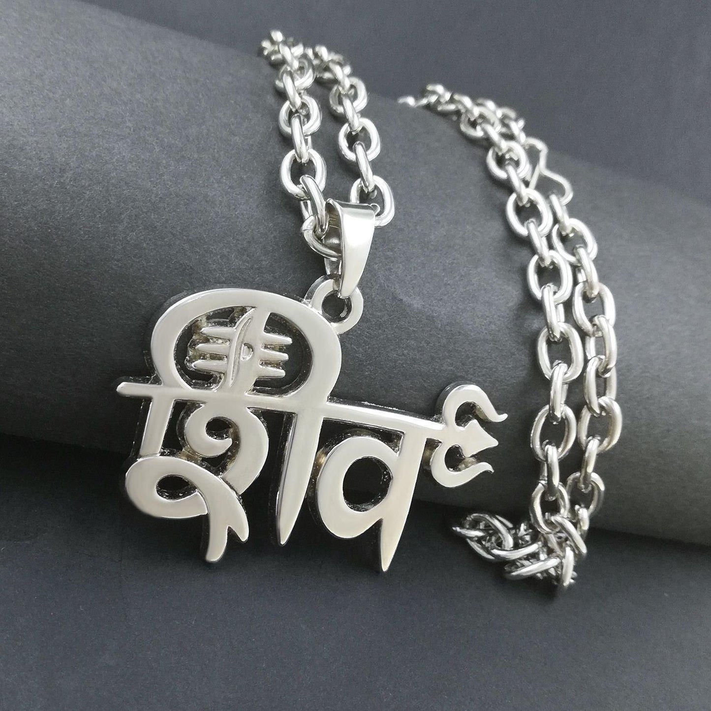 Twinkling Mens Stainless Steel Pendants With Chain - Springkart