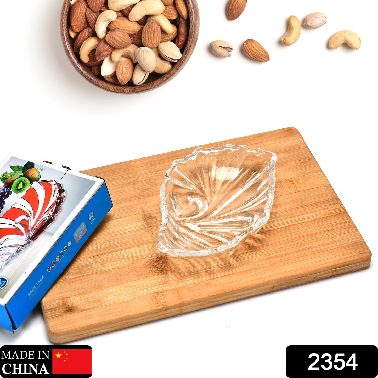 Leaf shaped Glass Serve tray of snacks, Mukhwaas, and ice cream. - Springkart 
