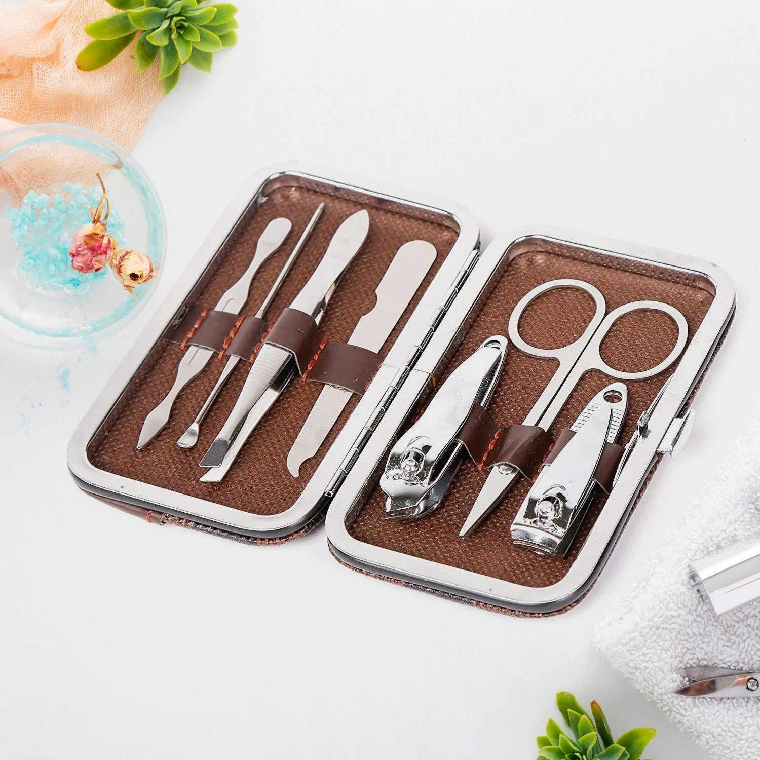Pedicure & Manicure Tools Kit For Women (7in1) - Springkart 