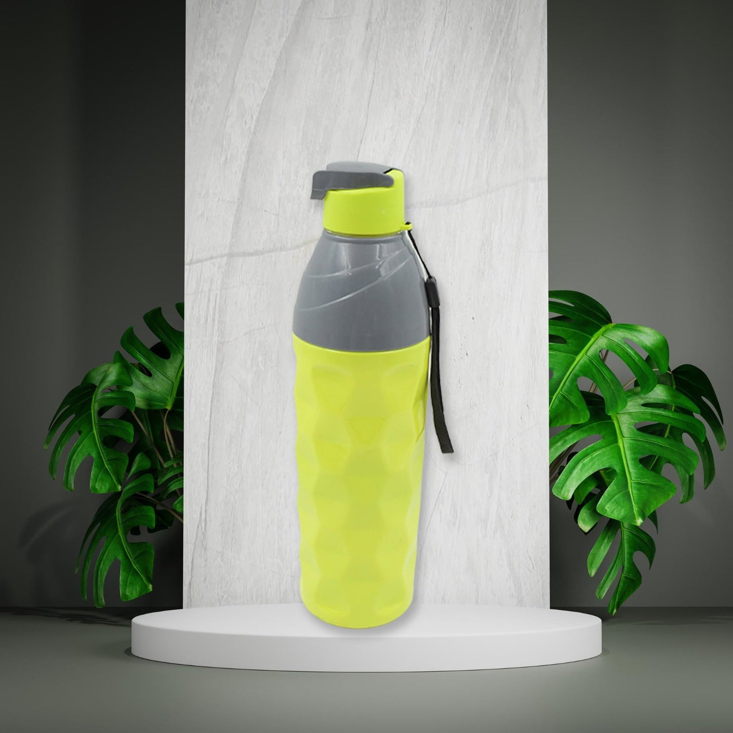 Insulated Sports Water Bottle with Dori (1.8L): Leakproof & BPA-Free (Mix Color) - Springkart 