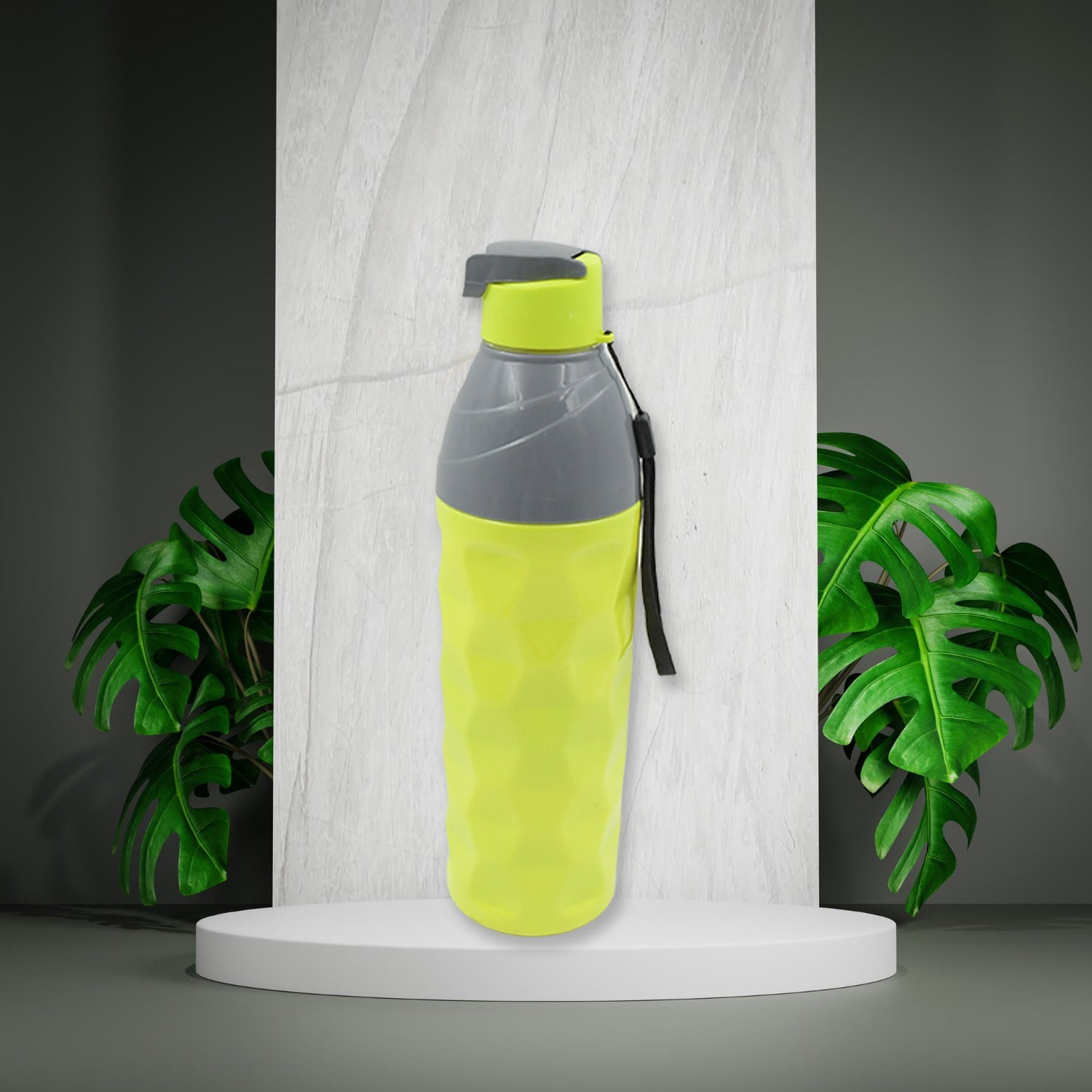 Insulated Sports Water Bottle with Dori (1.8L): Leakproof & BPA-Free (Mix Color) - Springkart 