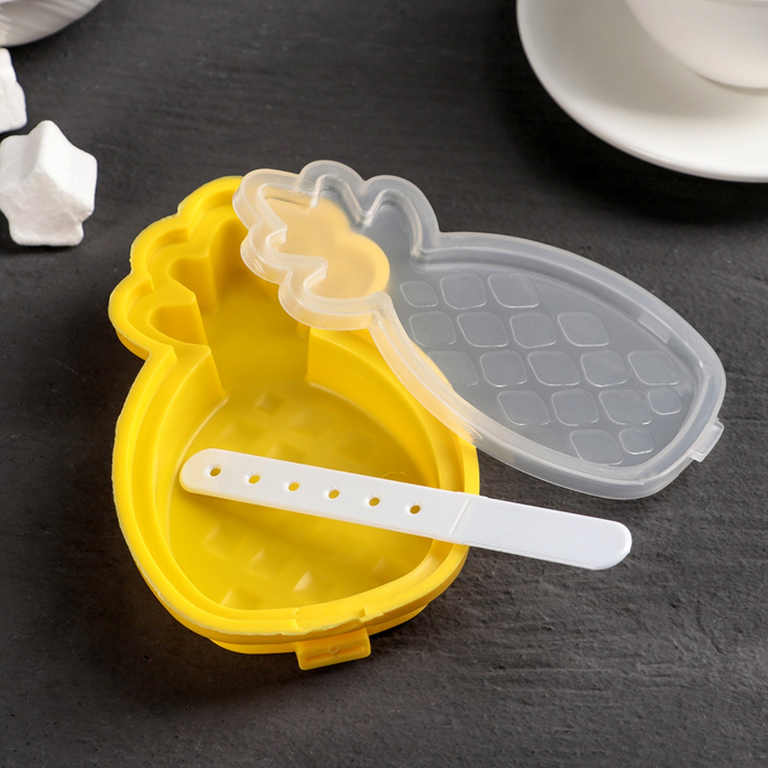 Pineapple Shape Popsicle Molds - Durable Silicone Ice Candy Cream Mould, DIY Ice Pop Kitchen Tool - Springkart 