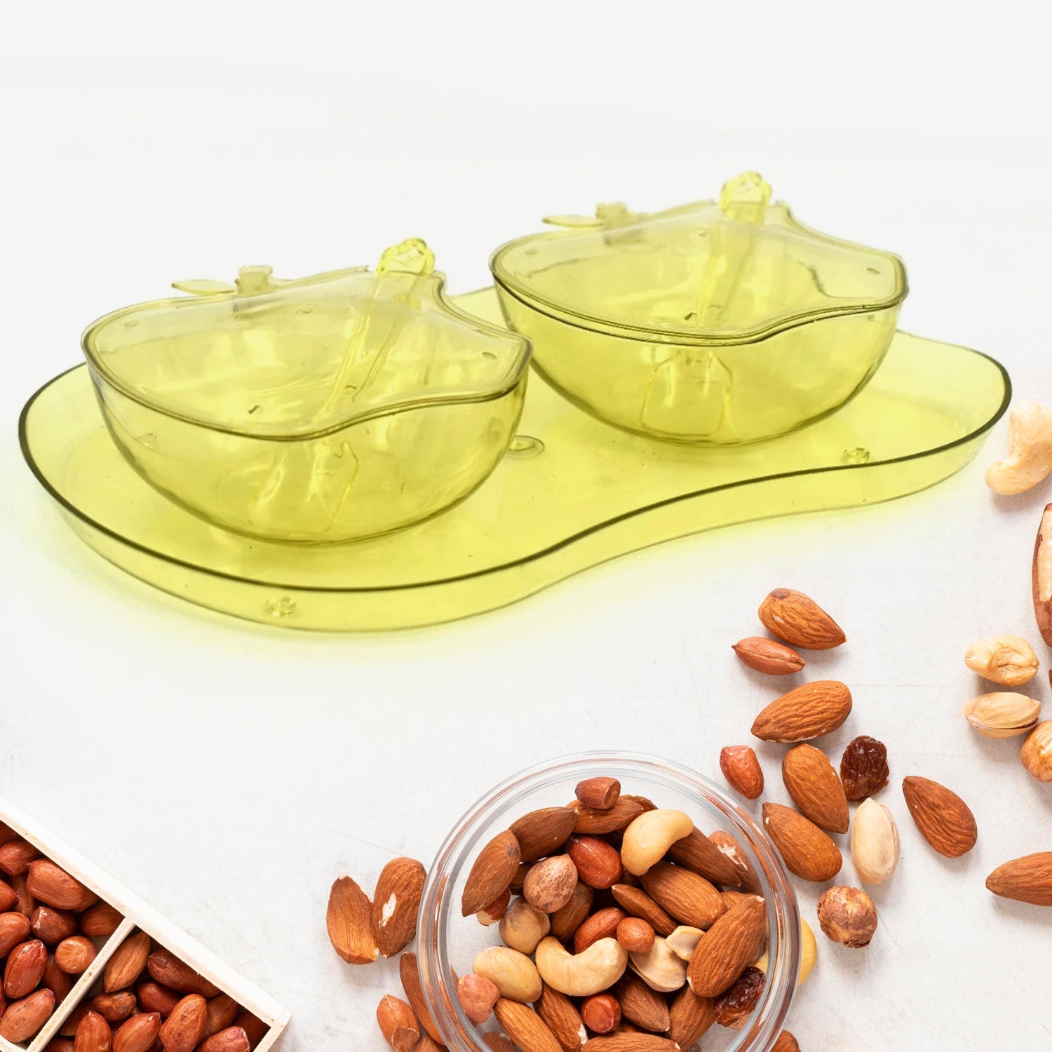 Apple Shape Tray Bowl Used For Serving Snacks And Various Food Stuffs. - Springkart 