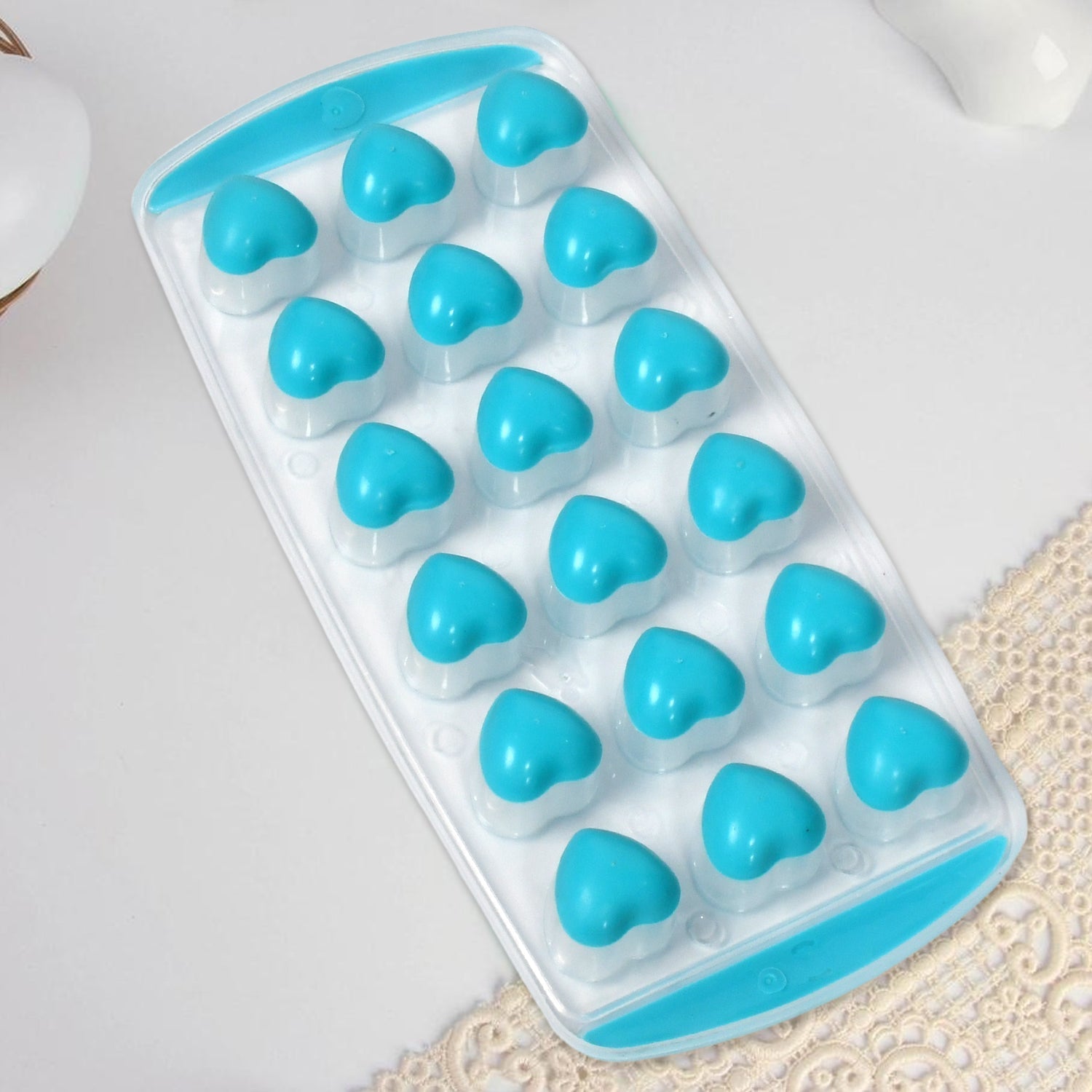 Easy Push Premium POP-UP ice Tray, With Flexible Silicon Bottom and Lid, Heart Shape 18 Cube Trays - Springkart 