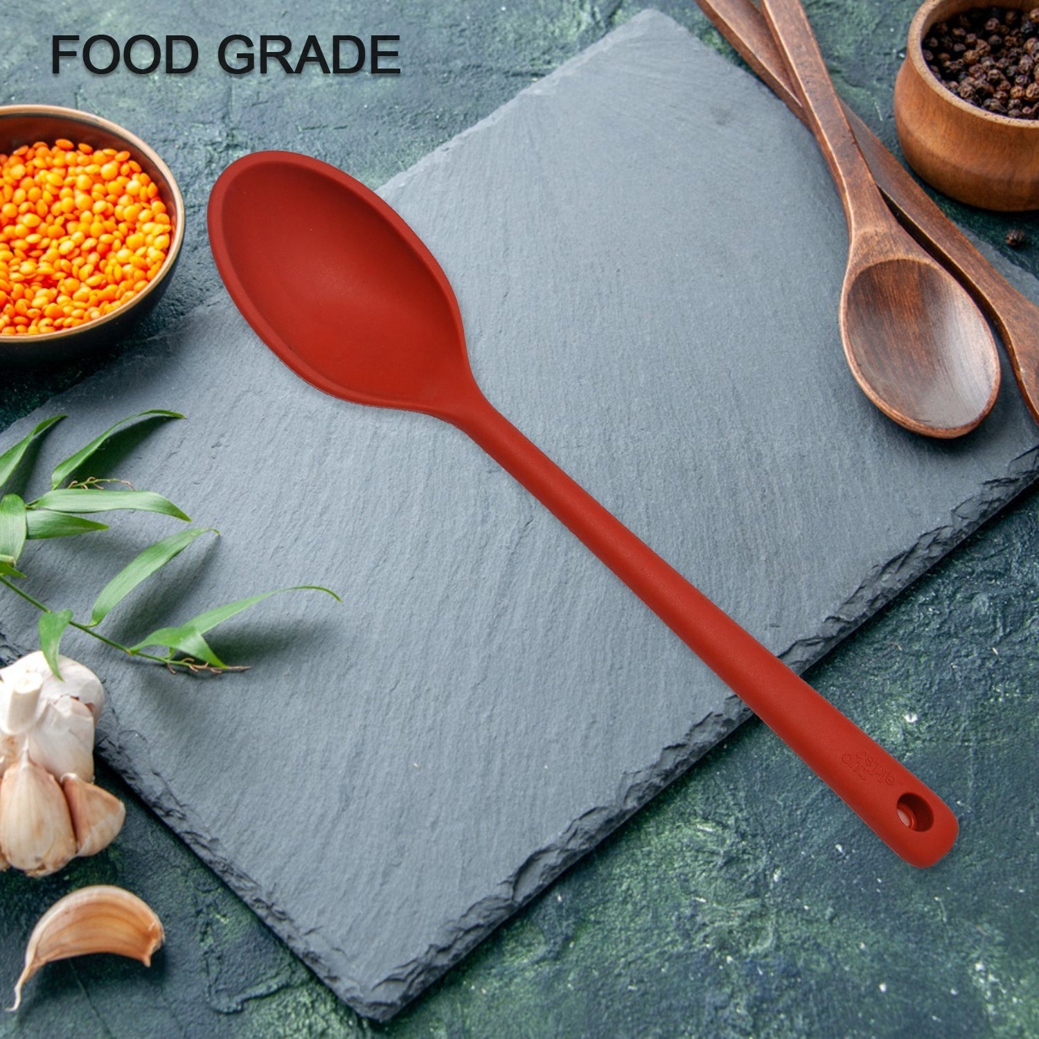 Non-stick silicone kitchen tools