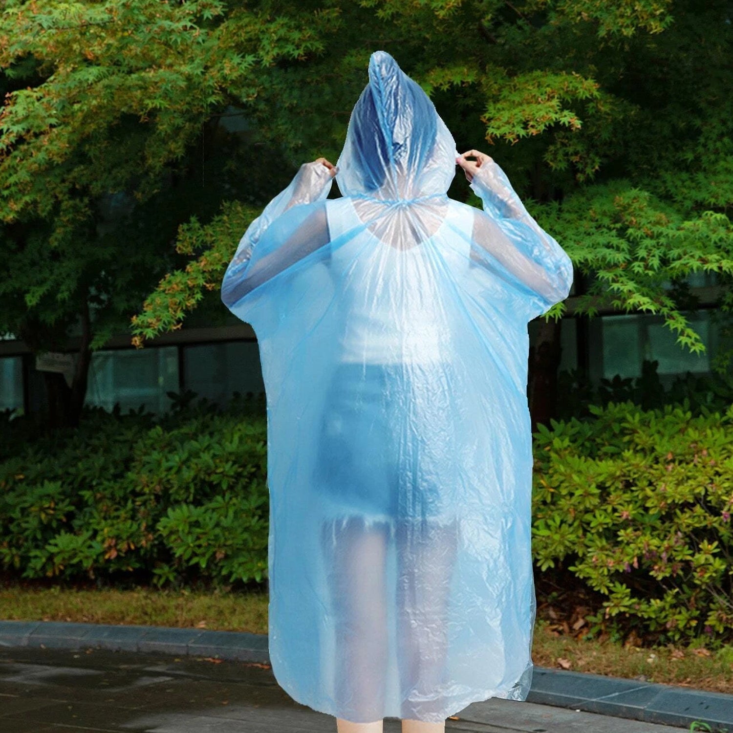 Disposable Rain Coat For Having Prevention From Rain And Storms To Keep Yourself Clean And Dry. - Springkart 