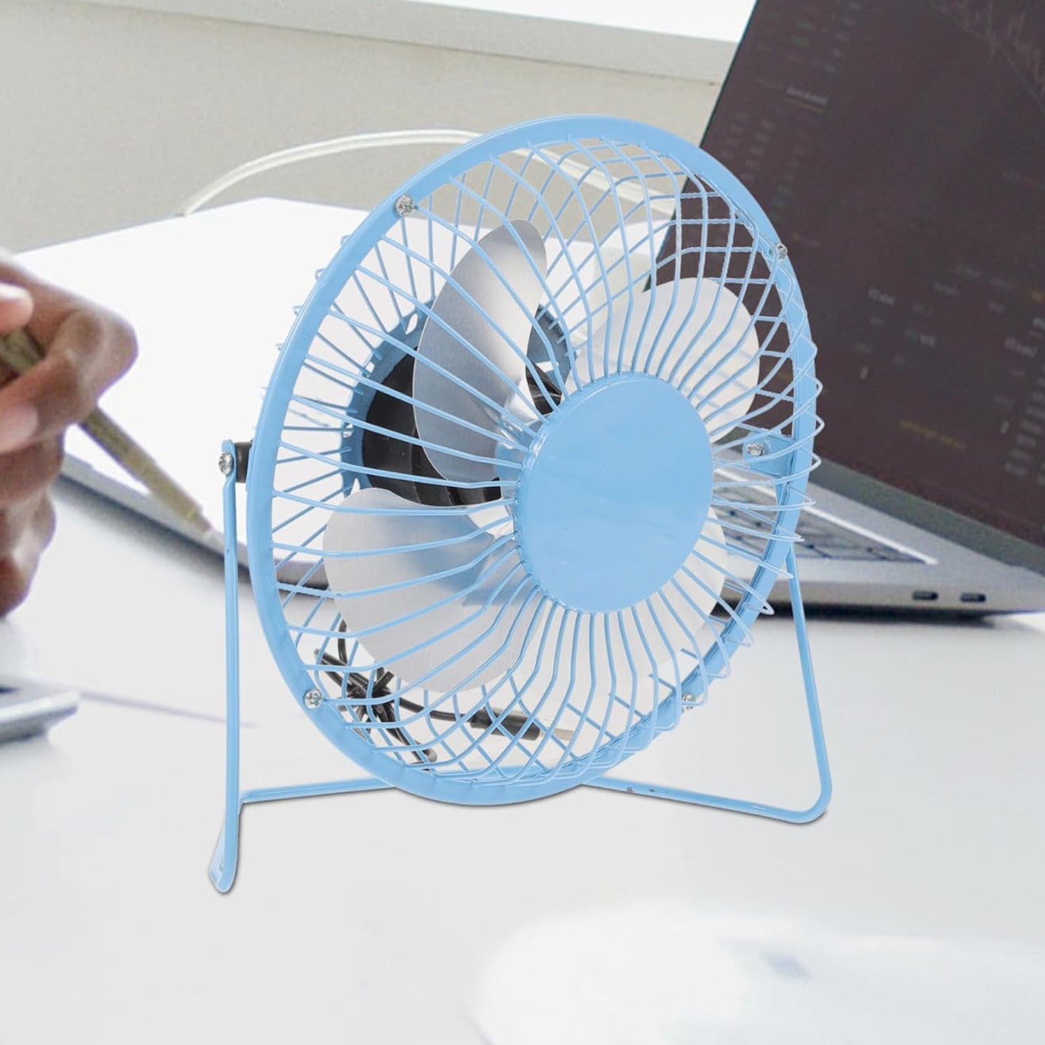 USB Table Desk Personal Metal Electronic Fan, Compatible with Computers, Laptops, Student Dormitory, Suitable For Office, School Use (1 Pc) - Springkart 