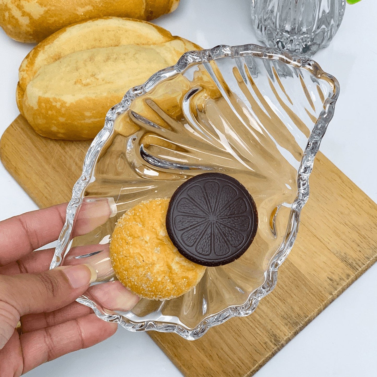 Leaf shaped Glass Serve tray of snacks, Mukhwaas, and ice cream. - Springkart 