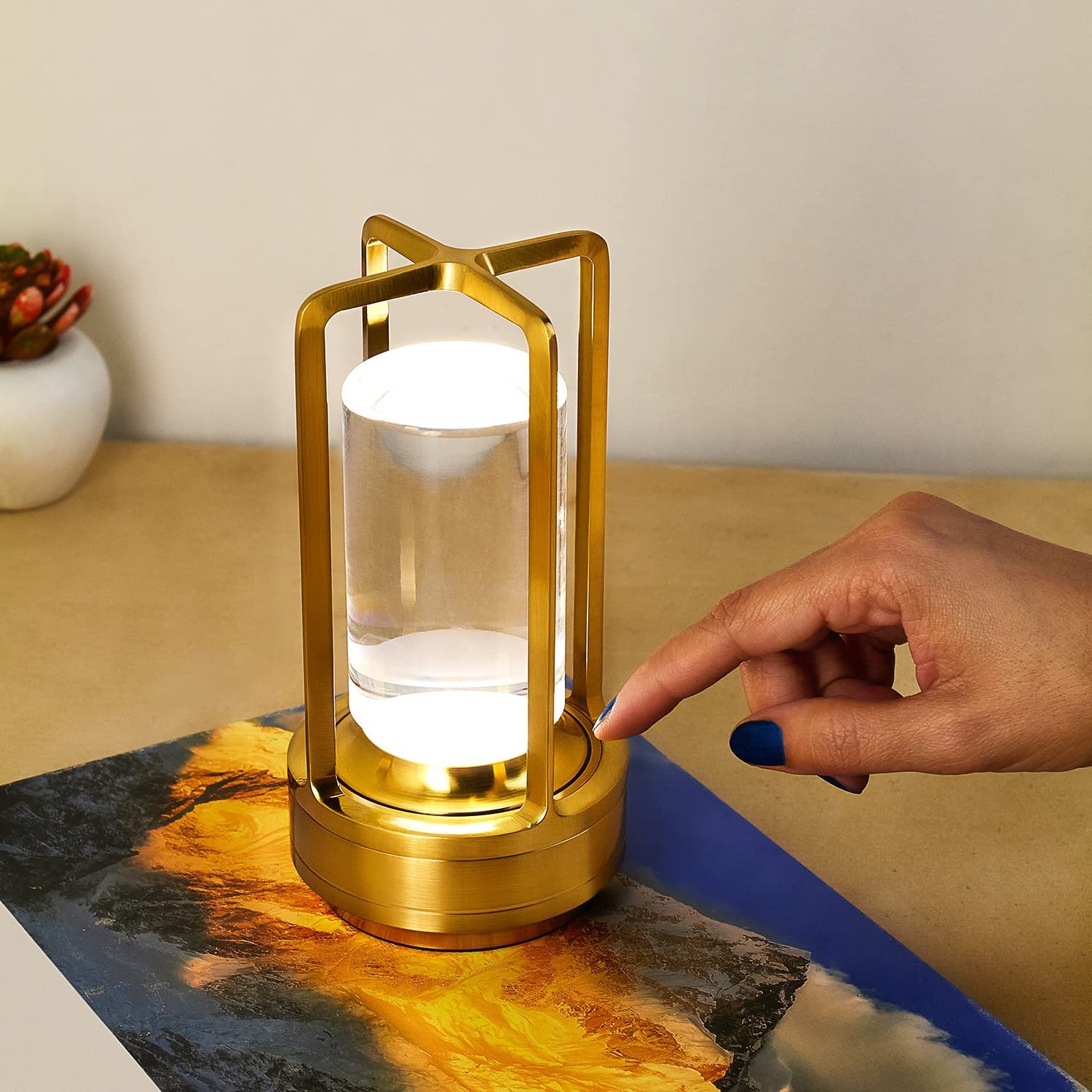 Crystal Lantern Lamp, Crystal Lantern Table Lamp, 3 Colors Rechargeable Cordless Led Lights for Restaurant / Bedroom Lights (1 Pc) - Springkart 