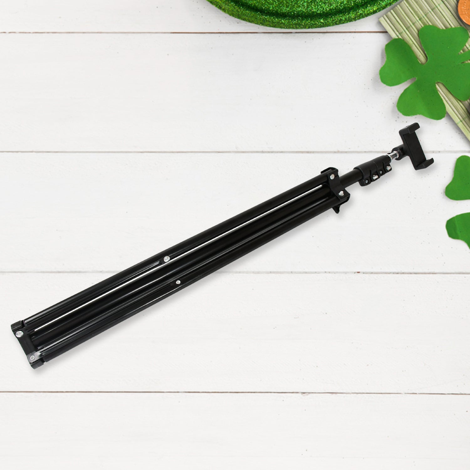 Professional Tripod with Multipurpose Head for Low Level Shooting, Panning for All DSLR Camera Photography Tripod Stand Folding Photo Stand Maximum Height 170 Cm - Springkart 