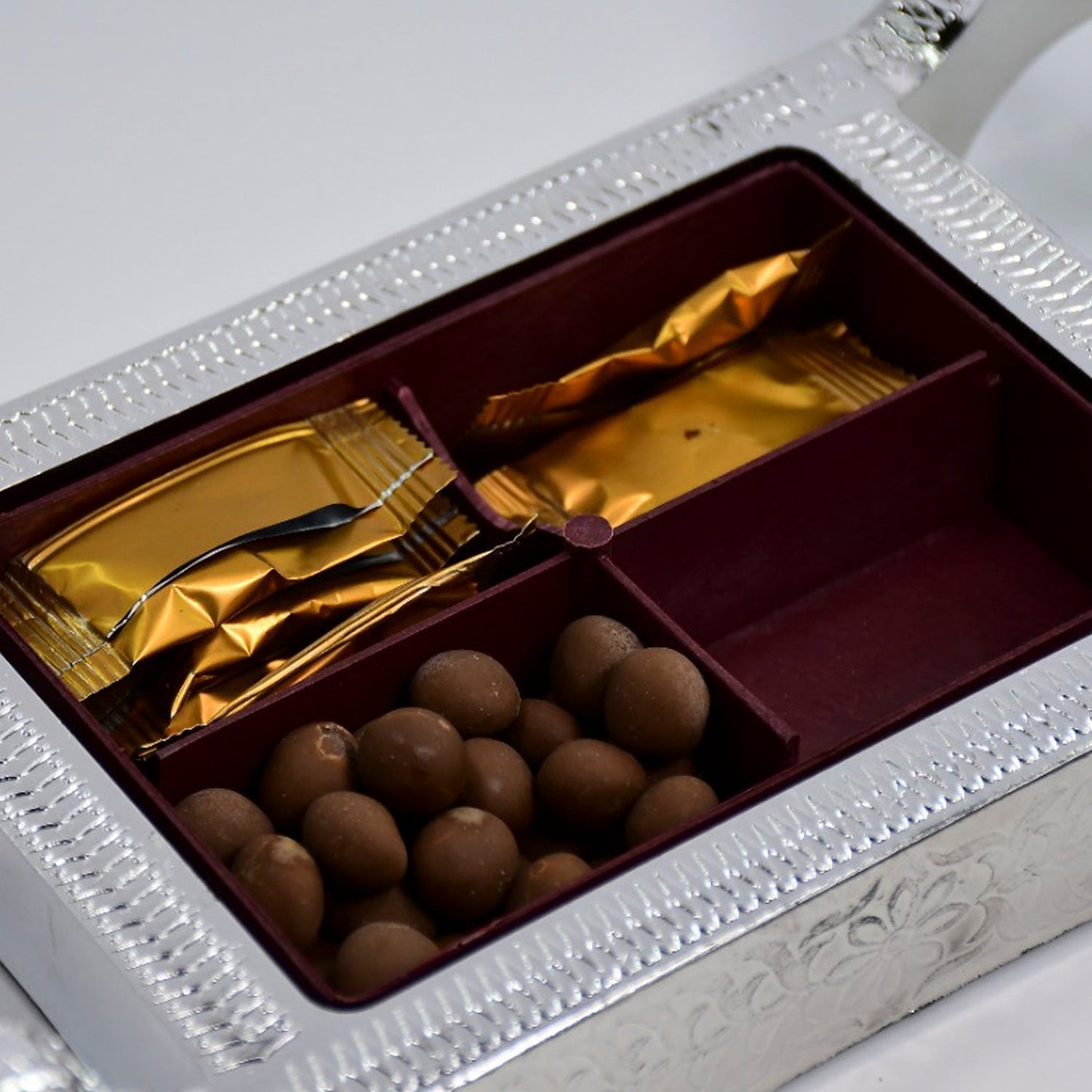 Decorative Platter Dry Fruit Mukhvas Serving Tray - Springkart 