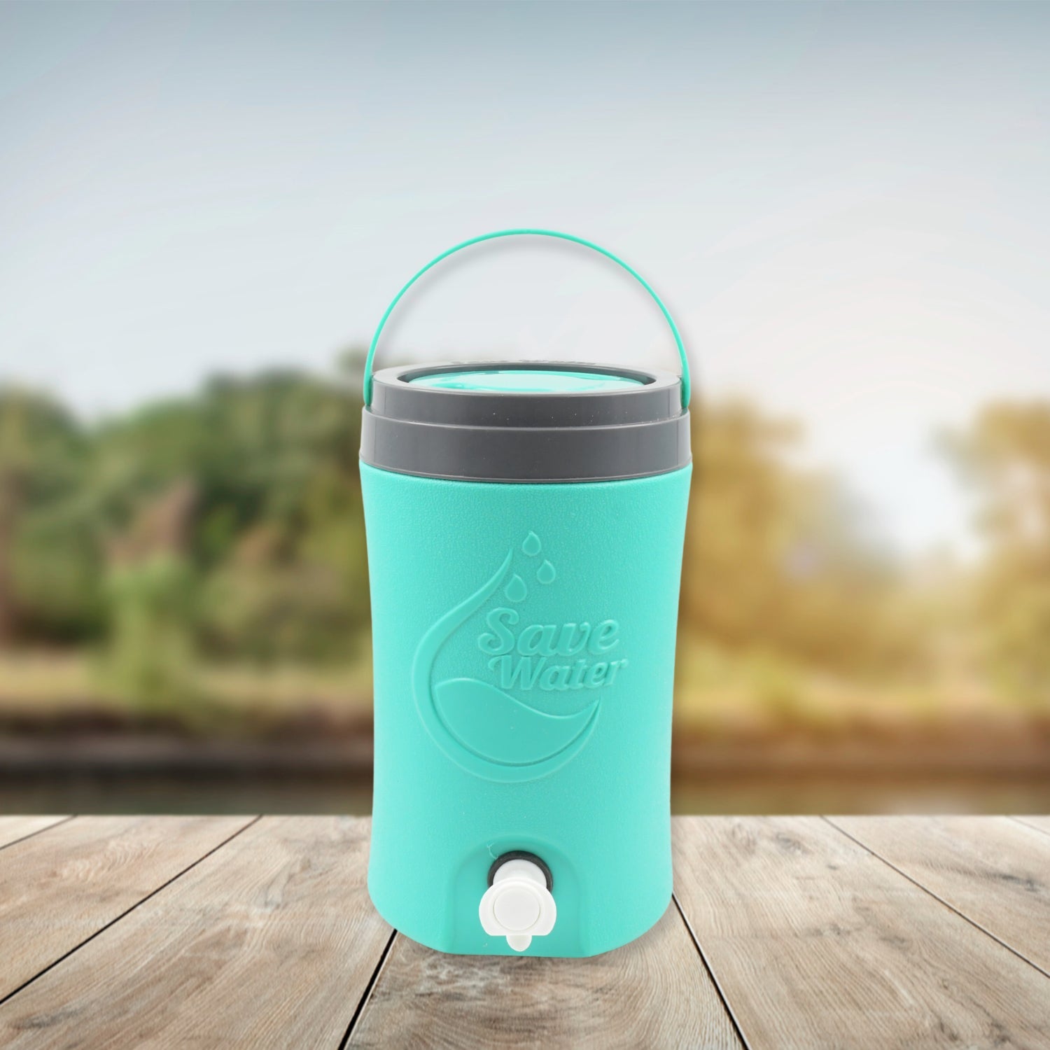 Multicolored 5L Water Rover Jug: Insulated Plastic Jug with Sturdy Handle - Springkart 